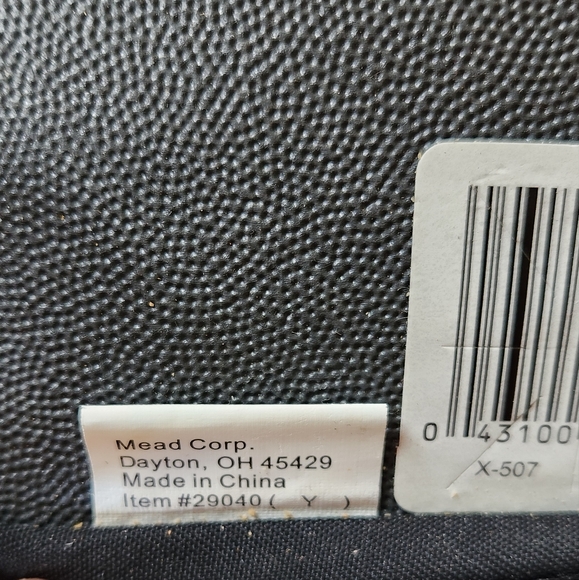 Mead 5 Star Zipper 3 Ring Binder - Picture 6 of 6